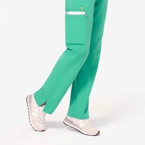 FIGS scrubs surgical green set